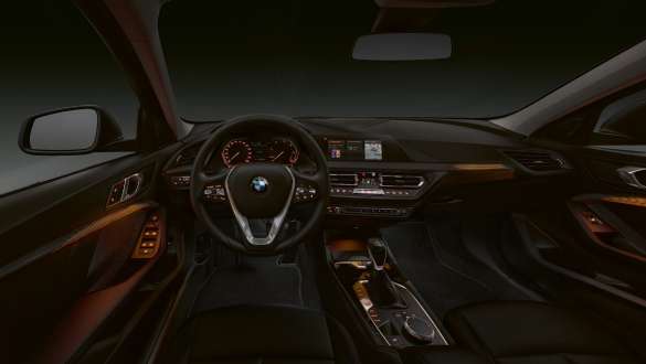 Inserts de décoration Illuminated Berlin. BMW Série 1, Modèle Sport, avec inserts de décoration Illuminated Berlin.