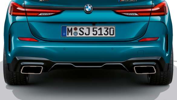 Sorties d’échappement, BMW Série 2 Gran Coupé Tubulures d'échappement BMW Série 2 Gran Coupé Snapper Rocks Blau metallic F44, vue en gros plan arrière