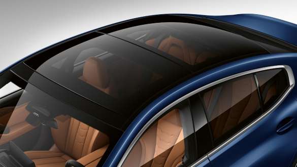 La nouvelle BMW Série 8 Gran Coupé G16 LCI restylage 2022 BMW Individual Frozen Tansanitblau metallic BMW M850i xDrive Toit translucide panoramique