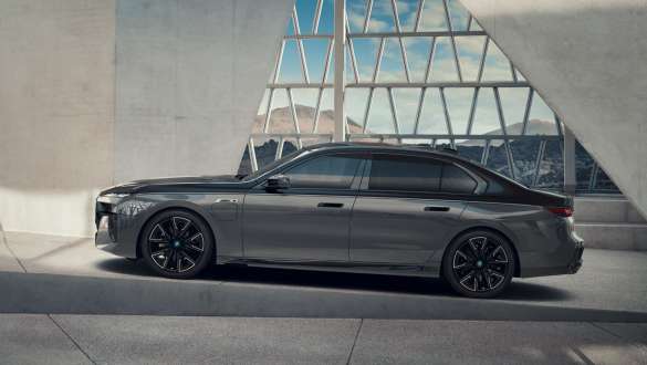 Parking Assistant Pack Plus BMW M760e xDrive Berline G70 Parking Assistant Pack Professional BMW M760e xDrive Berline G70