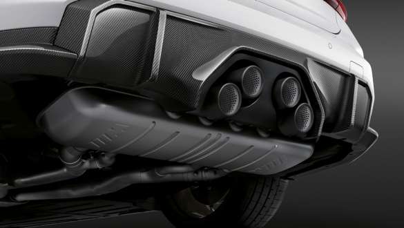 Système d'échappement M Performance en titane pour la BMW M3 Berline G80 2020 Système d'échappement BMW M3 Berline G80 2020 M Performance en titane, vue en gros plan