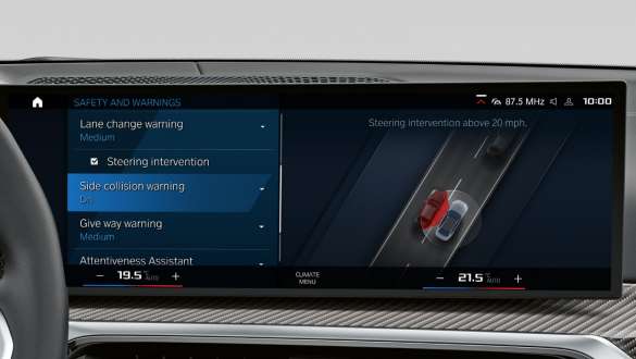 Driving Assistant Pack Professional de la BMW Série 3 Berline G80 G20 BMW Série 3 Berline M G80 G20 Driving Assistant Pack Professional, Control Display, habitacle