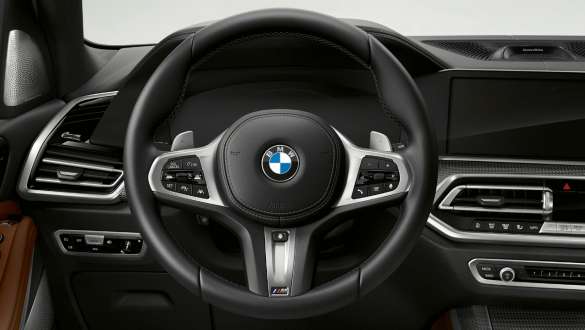 Volant M en cuir, BMW X5 M50i G05 Volant M en cuir, BMW X5 M50i G05 2018 SUV poste de conduite