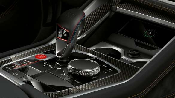 BMW X6 M Competition avec boîte de vitesses M Steptronic Boîte de vitesses M Steptronic à 8 rapports avec Drivelogic, BMW X6 M Competition F96 2020, habitacle