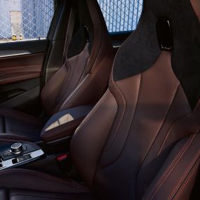 Console centrale de la BMW X2 F39 BMW X2 2018 F39 intérieur, console centrale