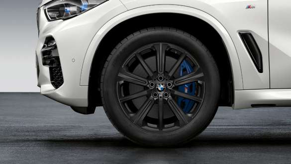Jantes BMW M 20" en alliage léger à rayons en étoile 748 M BMW X5 G05 2018 Jantes BMW M 20" en alliage léger à rayons en étoile 748 M BMW X5 G05 2018 Extérieur