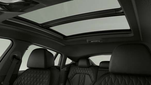Toit panoramique translucide Sky Lounge de la BMW X6 G06 2019 Toit panoramique translucide Sky Lounge de la BMW X6 G06 2019