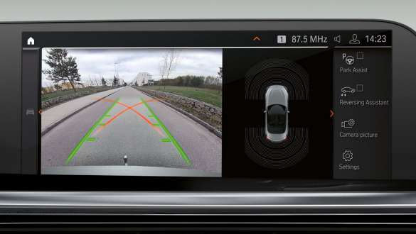 Le Park Assist de la BMW Z4 Roadster Park Assist sur le Control Display de la BMW Z4 Roadster