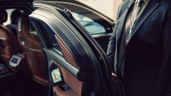 BMW Série 7 Protection G73 Effortless Door BMW Série 7 Protection G73 Effortless Door ouverture par chauffeur