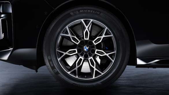BMW Série 7 Protection G73 Jantes BMW 20" en alliage léger avec fonction Runflat BMW Série 7 Protection G73 Jantes BMW 20" en alliage léger avec fonction Runflat