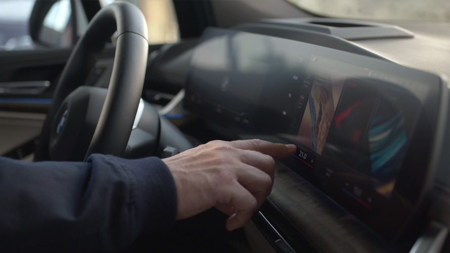 BMW Série 2 Active Tourer U06 2021 - commande tactile