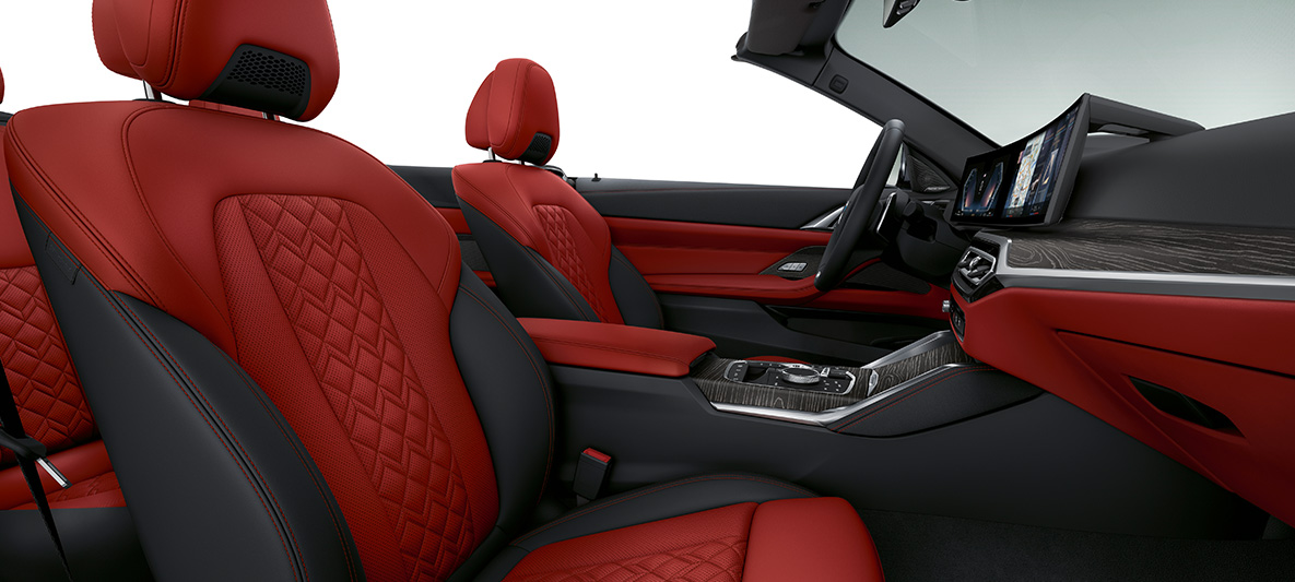 BMW Individual revêtement intérieur tout cuir Merino Fionarot/Schwarz BMW Série 4 Cabriolet 2020 G23, habitacle BMW Individual revêtement intérieur tout cuir Merino Fionarot/Schwarz BMW Série 4 Cabriolet Individual G23 2020, poste de conduite
