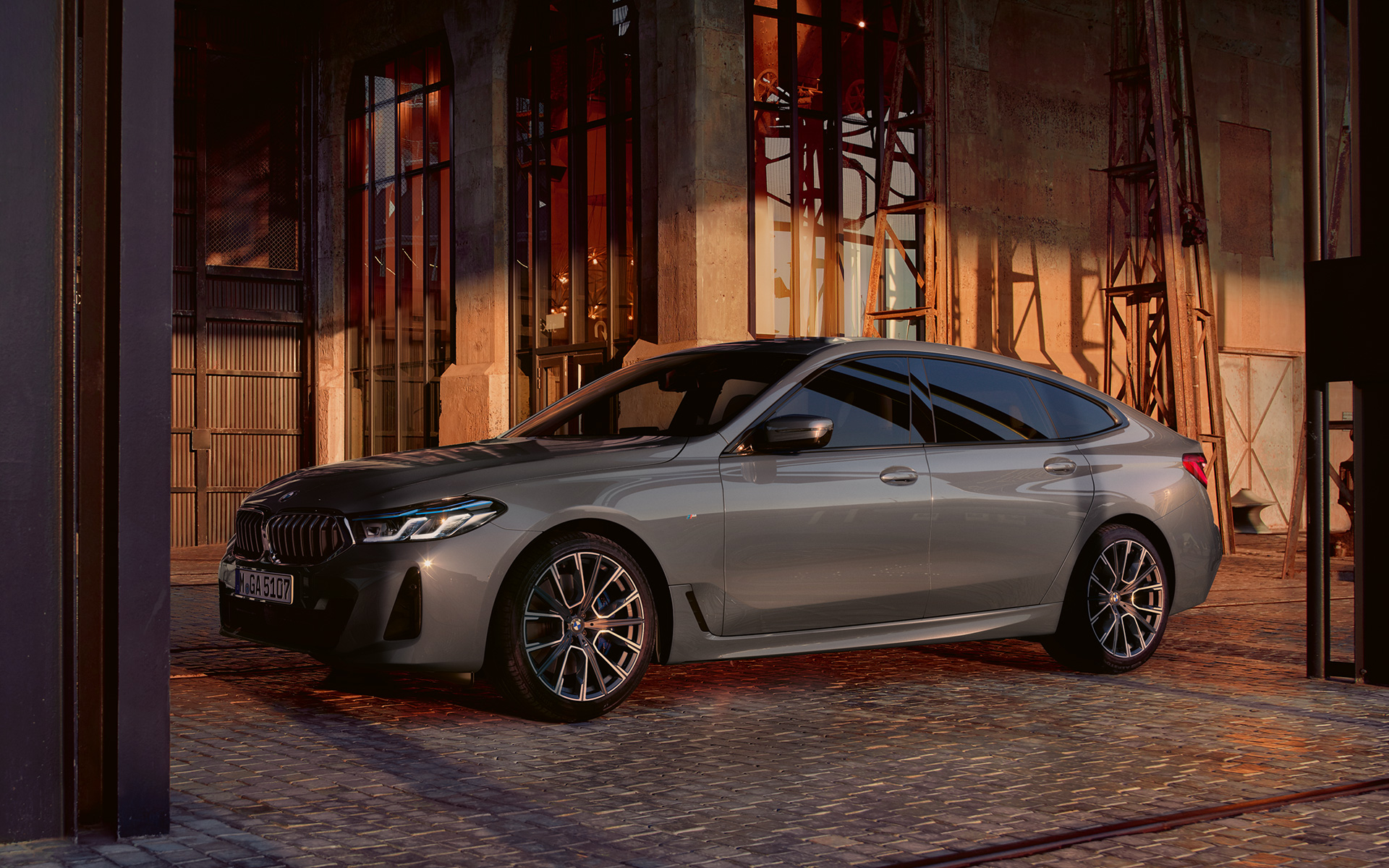 BMW Série 6 Gran Turismo G32 2020, silhouette BMW Série 6 Gran Turismo 640i xDrive G32 2020 en Berninagrau, vue de profil
