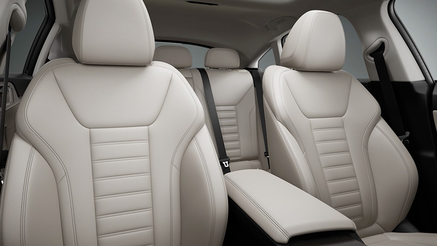 BMW i4 eDrive40 G26 2021 Mineralweiß Points forts design à l'intérieur compact Vidéo BMW i4 eDrive40 G26 2021 Mineralweiß Points forts design à l'intérieur compact Vidéo