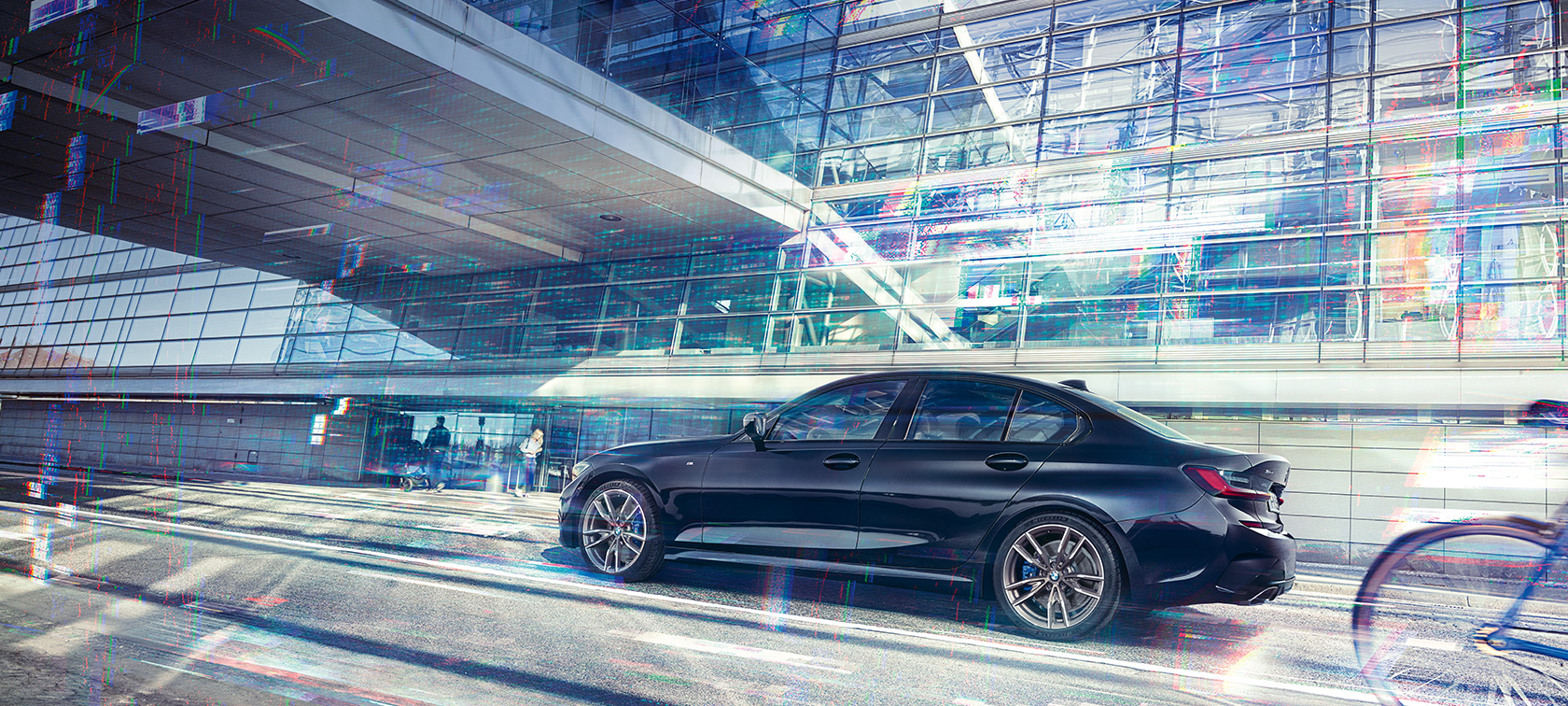Caractéristiques techniques de la BMW M340i xDrive Berline Caractéristiques techniques de la BMW M340i xDrive Berline G20 Saphirschwarz metallic, vue latérale en mouvement