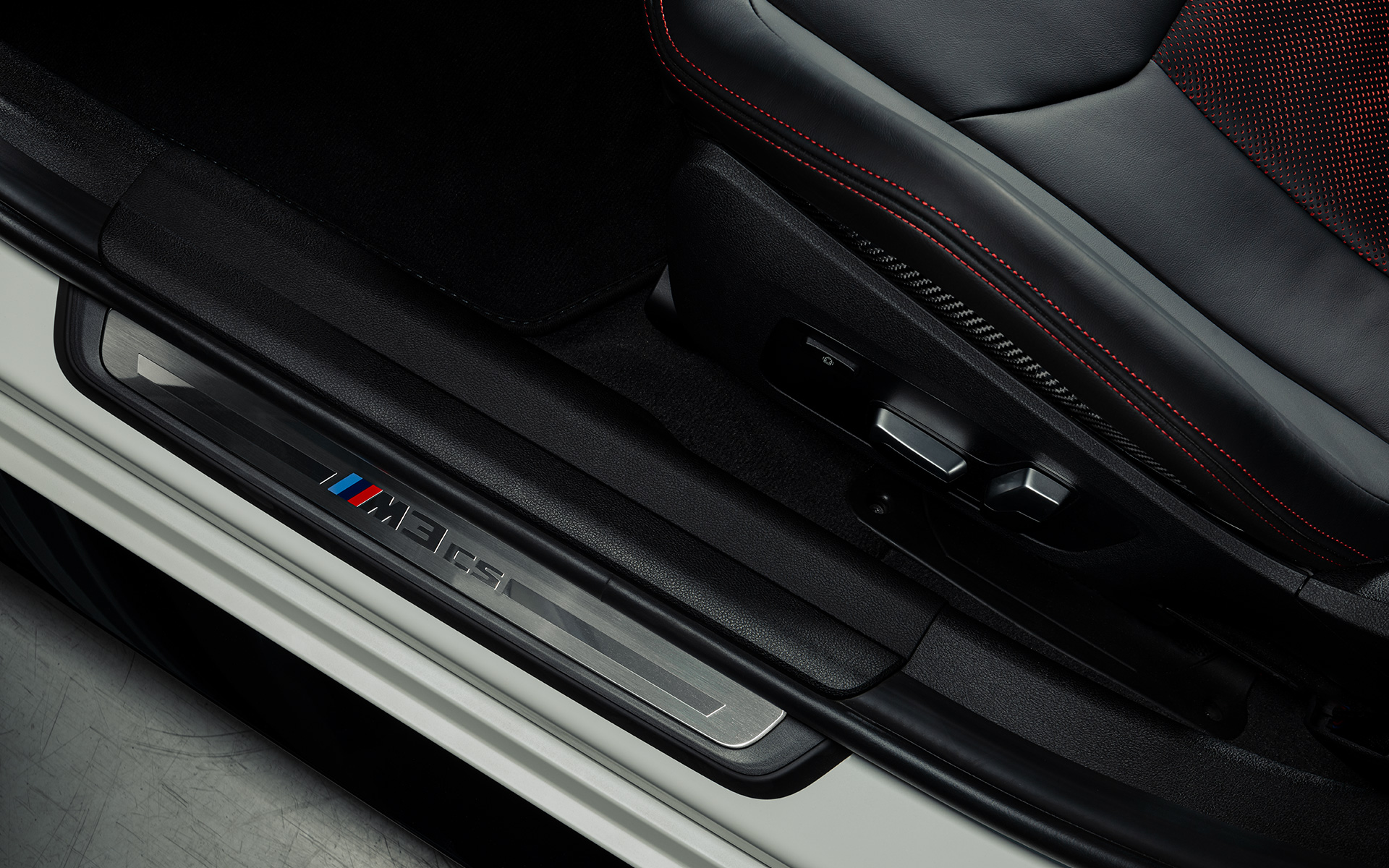Seuils de portes spécifiques CS BMW M3 CS G80 BMW M3 CS G80 CS Seuils de porte spécifiques