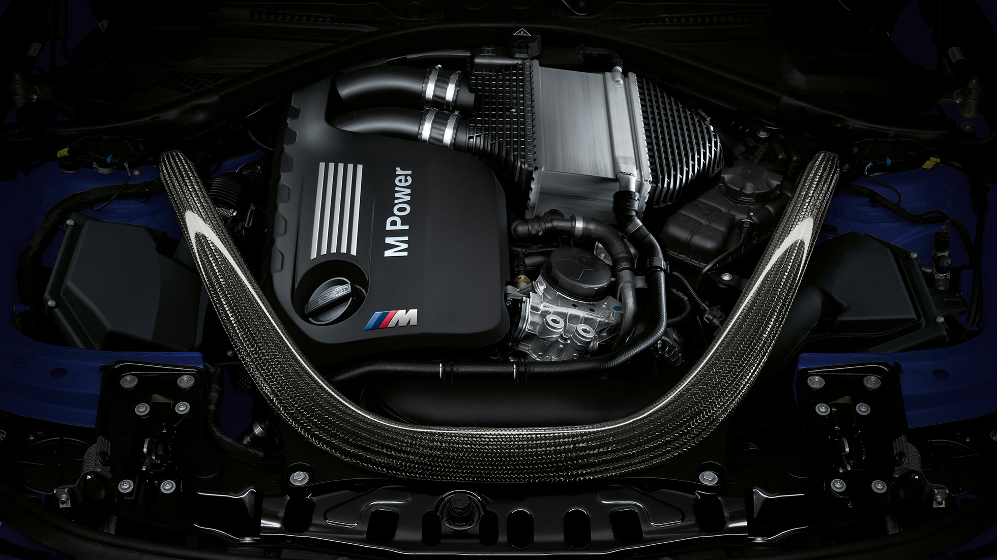 BMW M4 Cabrio, moteur essence 6 cylindres BMW M4 Cabrio, moteur essence 6 cylindres en ligne M TwinPower Turbo