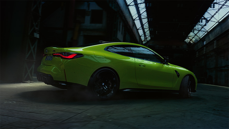 BMW M4 Competition Coupé G82 2020 Sao Paulo Gelb vue de trois quarts de profil