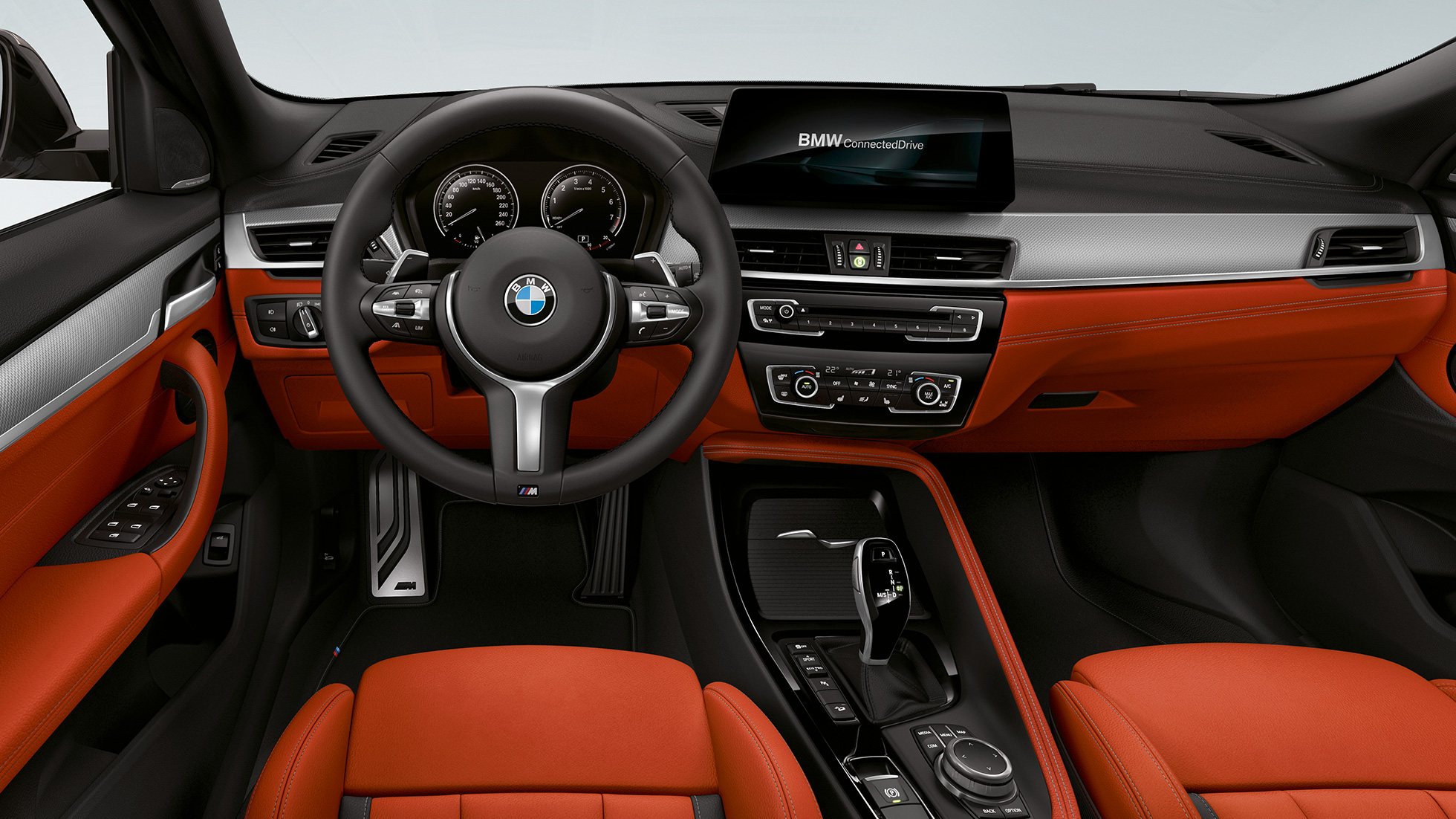 Poste de conduite de la BMW X2 M35i Poste de conduite de la BMW X2 M35i F39, intérieur