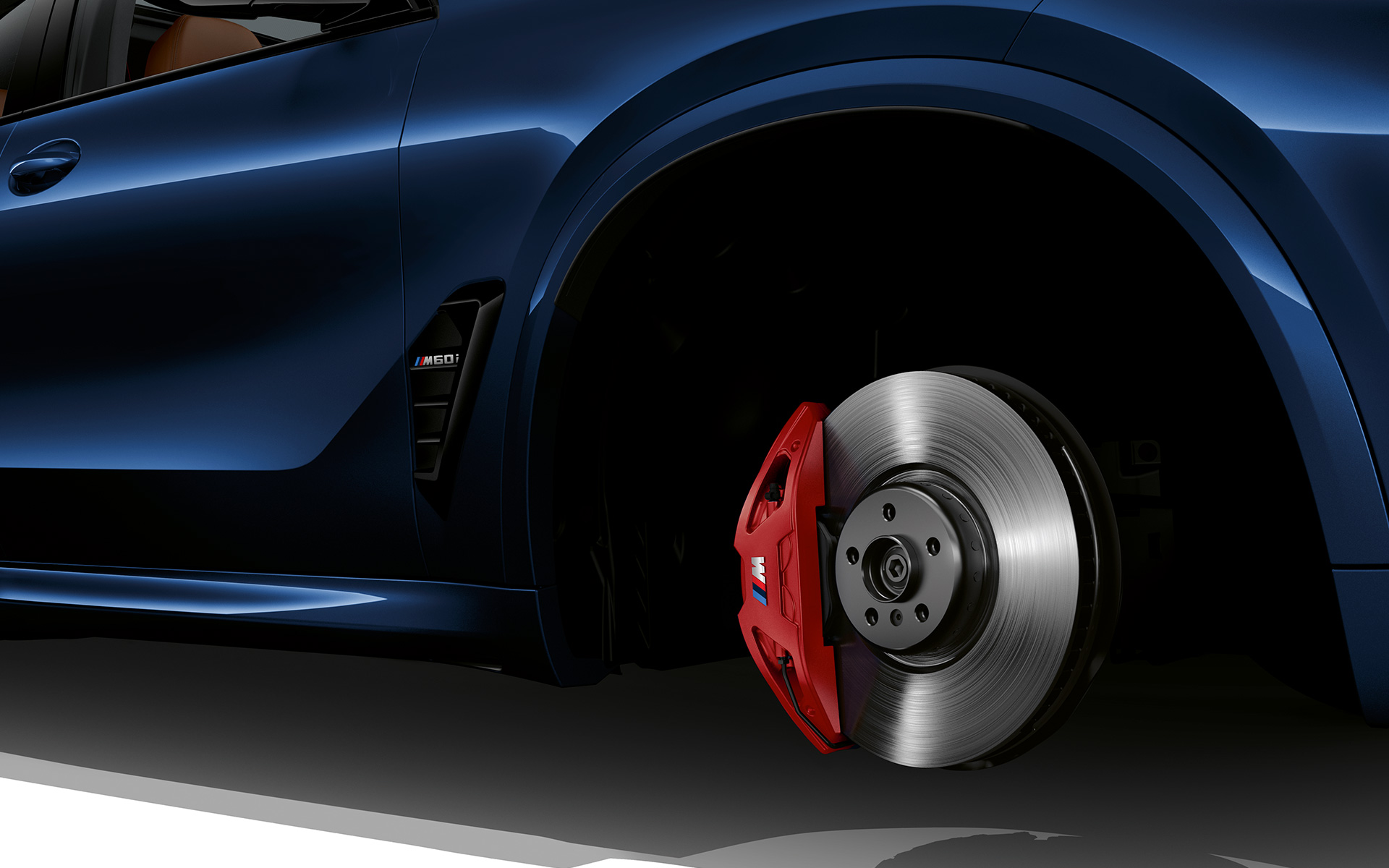 BMW X5 M60i xDrive G05 MP M freins BMW X5 M60i xDrive G05 MP M Sport brake close-up