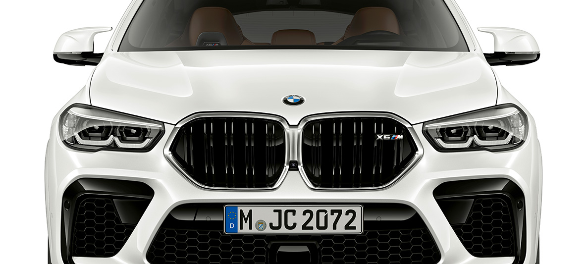 Partie avant de la BMW X6 M F96 Naseaux M, BMW X6 M F96 2020 SUV, vue de face