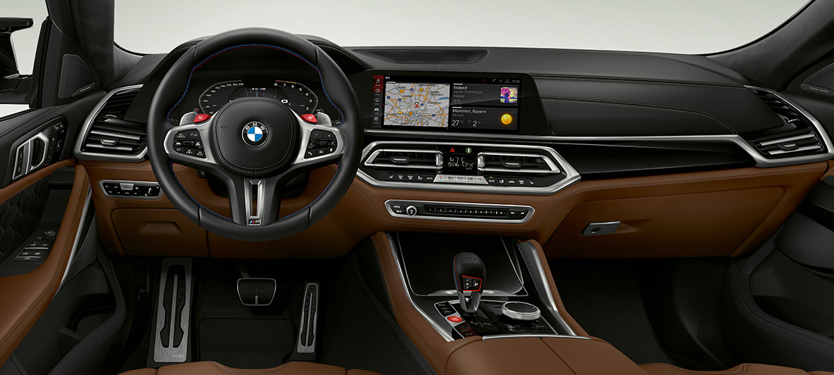 Volant M en cuir de la BMW X6 M F96 Volant M en cuir avec surpiqûres contrastées, BMW X6 M F96 2020 SUV, poste de conduite