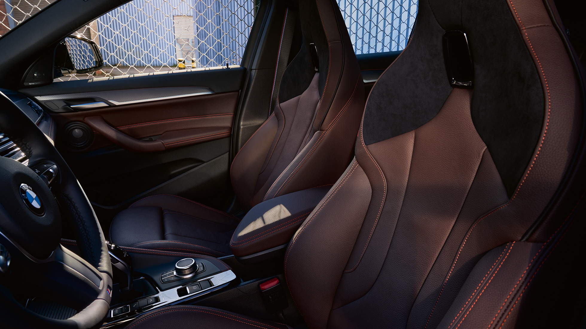 Console centrale de la BMW X2 F39 BMW X2 2018 F39 intérieur, console centrale