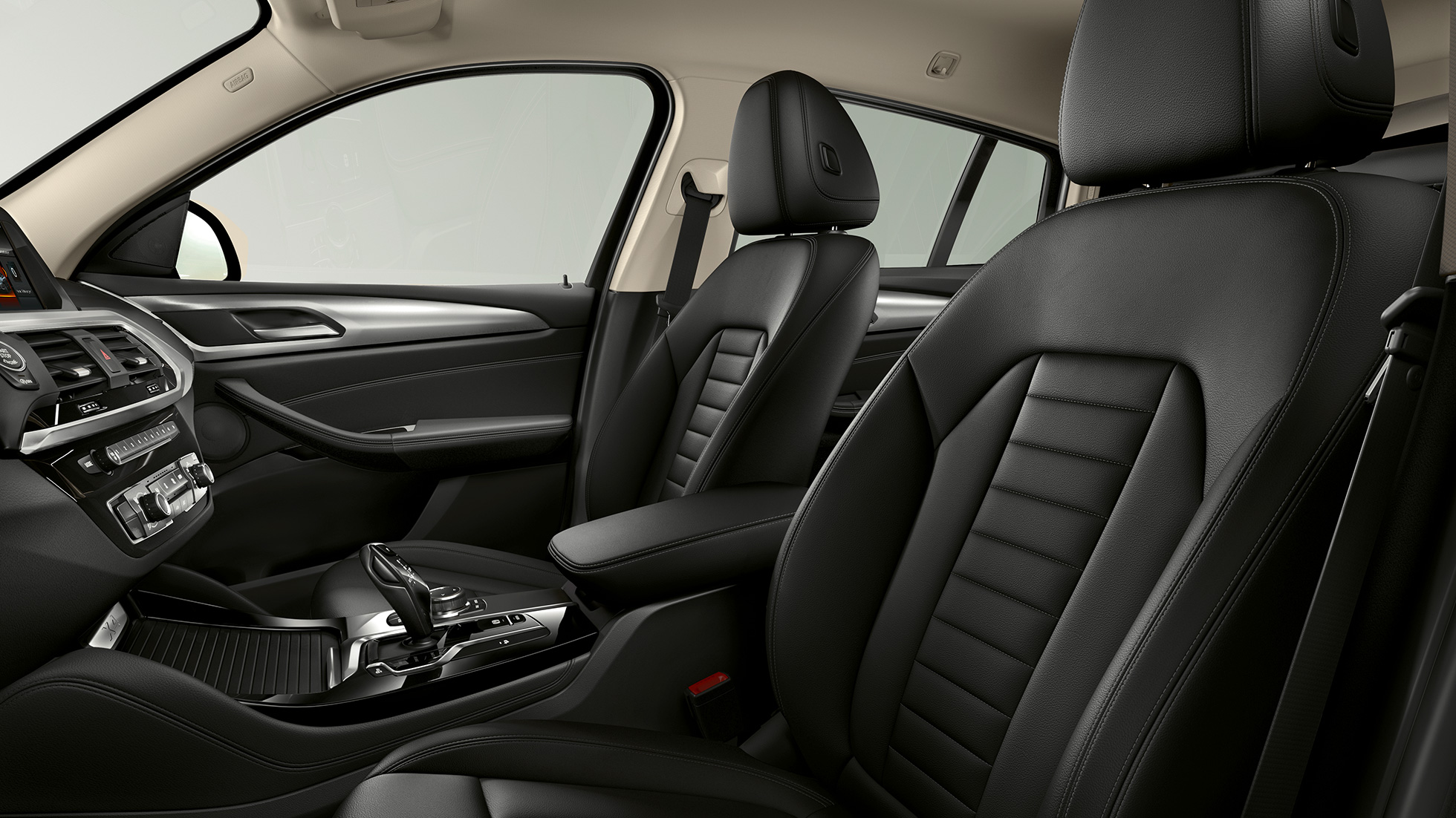 Garnissages de la BMW X4 Modèle Advantage Garnissages de la Modèle Advantage G02 2018 Habitacle