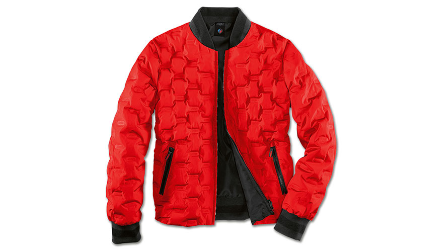 Blouson BMW M femme. L’image montre la veste BMW M pour femme.