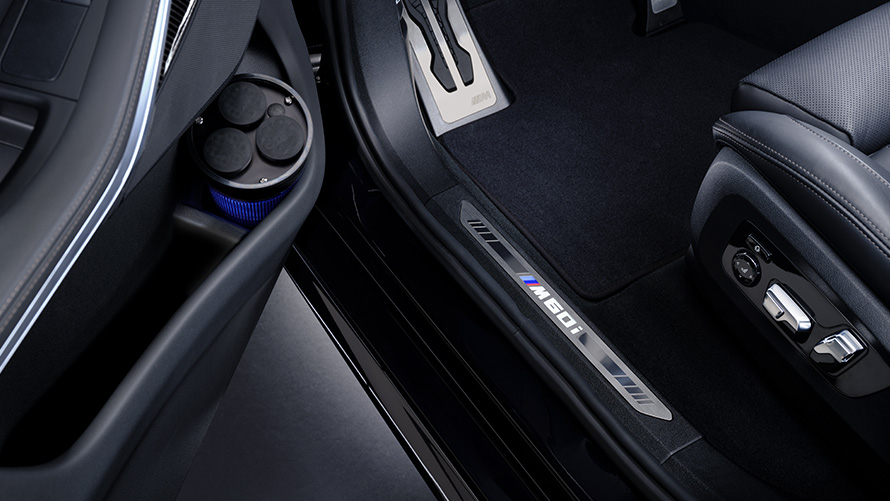 Véhicules de protection spéciale BMW Équipement en option seuils de portes Véhicules de protection spéciale BMW Équipement en option seuils de portes